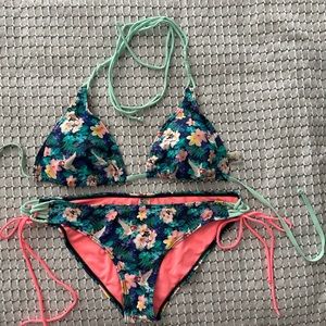 🏖️EUC Heat Bikini 2 piece